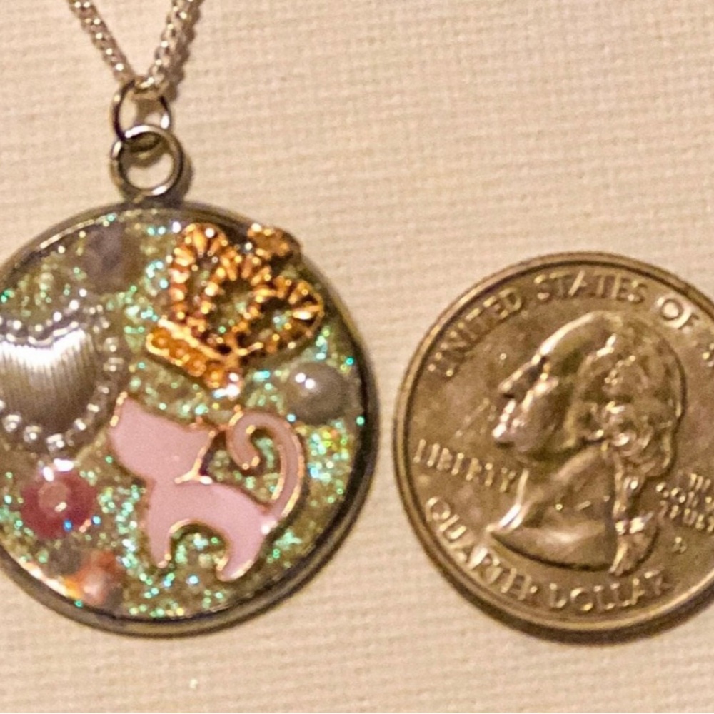 Pink Cat Glitter Silver Pendant Necklace - Picture 2 of 2